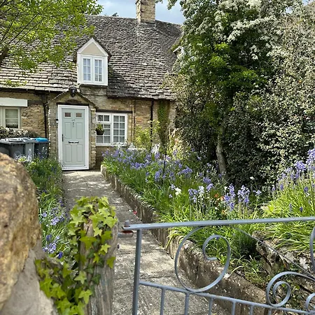 Remarkable Cotswolds 1 Bedroom Cottage In Finstock Buitenkant foto