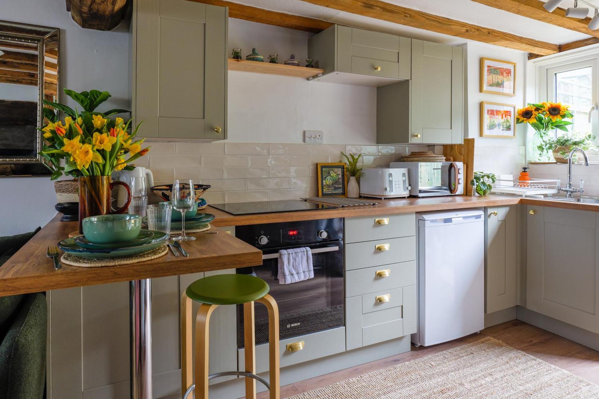 Remarkable Cotswolds 1 Bedroom In
